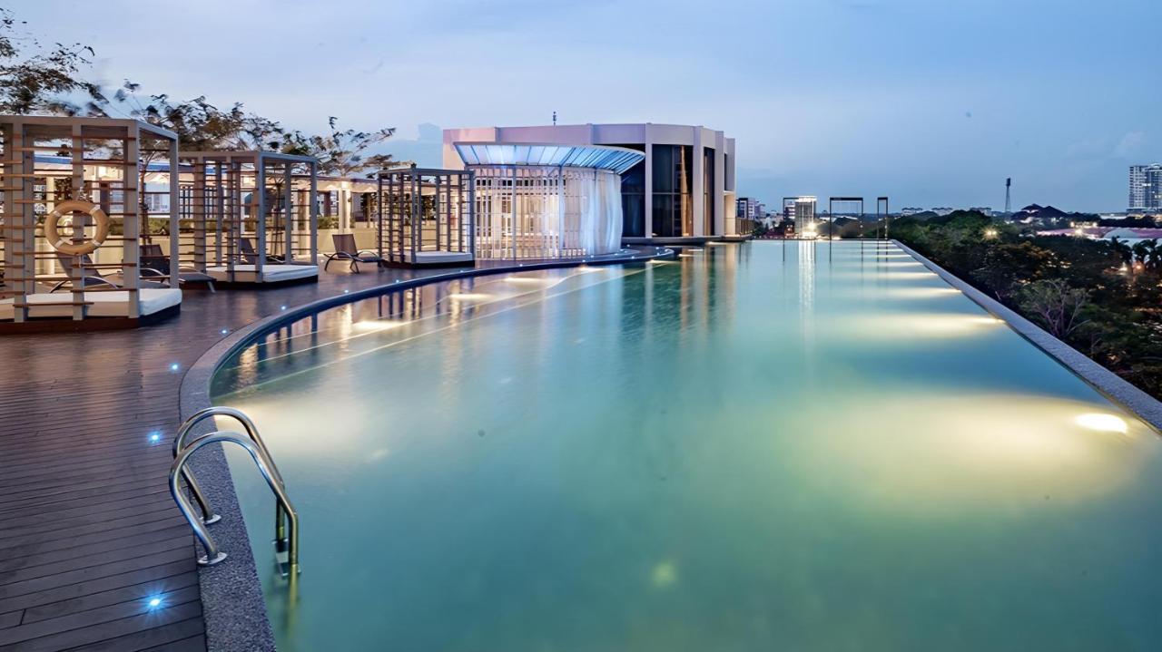One Bedroom Troika Kota Bharu By Aghome, Modern Design Exterior foto