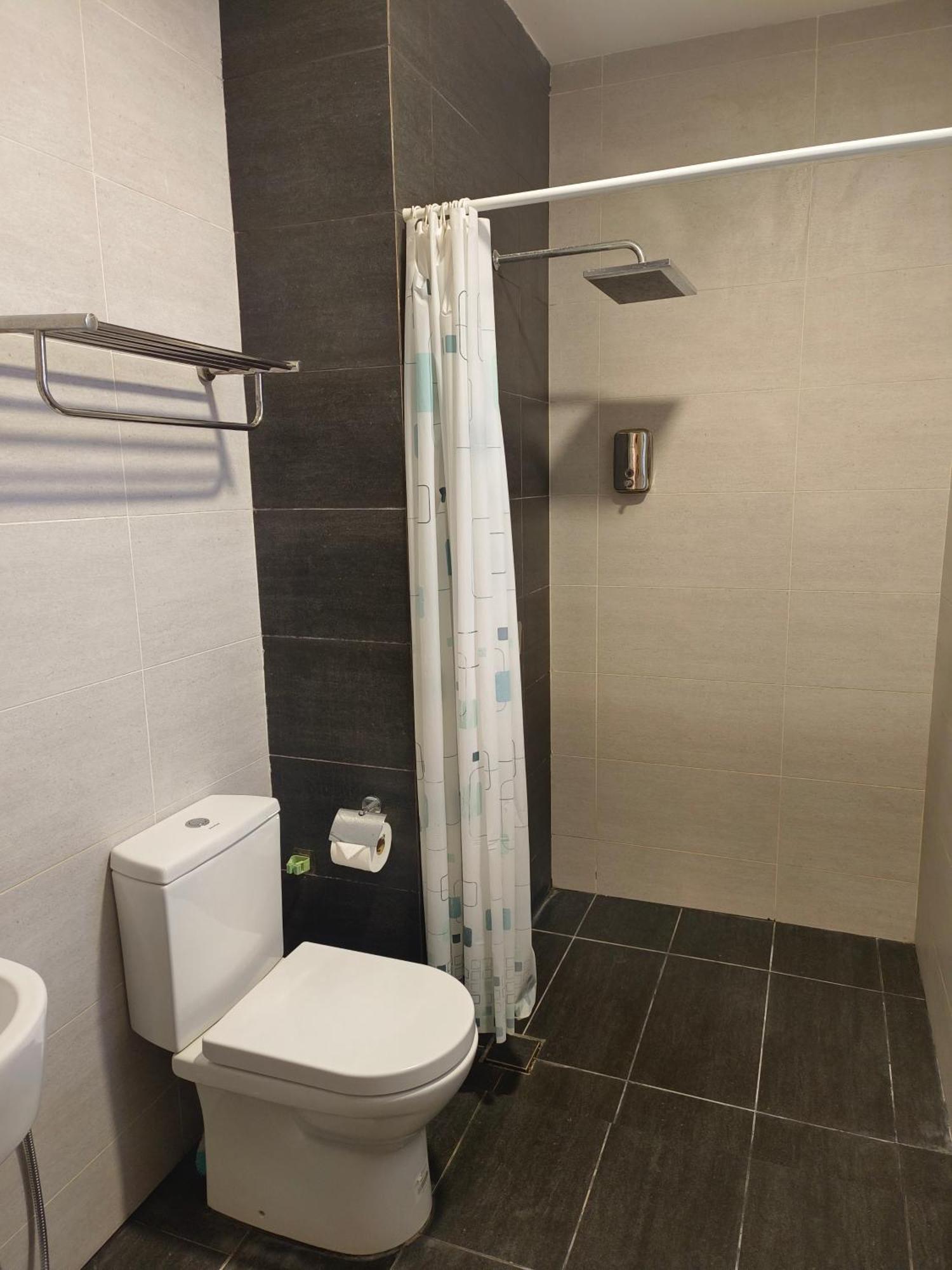 One Bedroom Troika Kota Bharu By Aghome, Modern Design Exterior foto